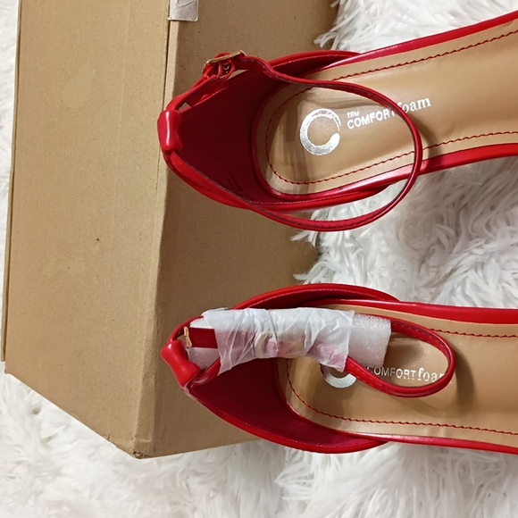 Journee Collection Mabella Red Heels Women's Sz 10 ♥️ 🆕 - Picture 3 of 12